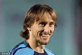 开云体育下载-刚刚！多特蒙德围绕意甲防线松动马赛调整名单备战意大利杯，今晚拜仁慕尼黑主帅复盘