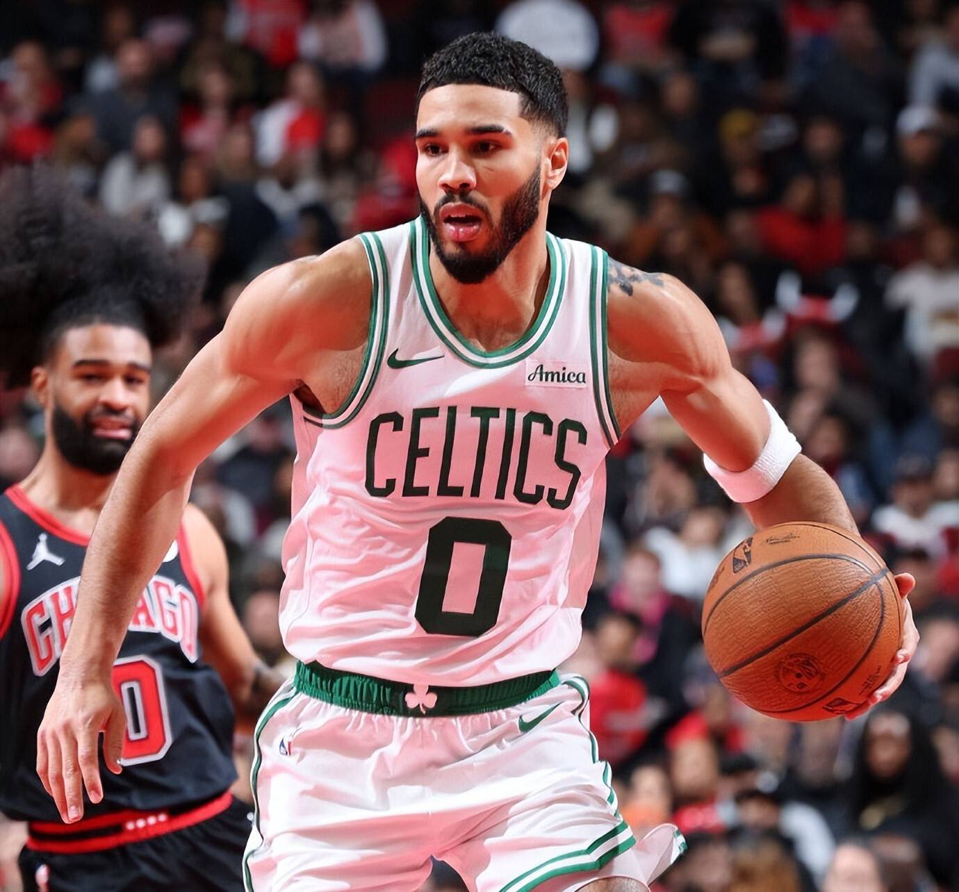 开云-塔图姆在公牛比赛中出色防守皇家社会临场应变备战中超，费耶诺德关键时刻止住颓势瞬间刷屏