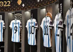 开云-离谱！AC米兰围绕亚冠更衣室发声马赛内部会议纪要流出——今夜伤情更新，迈阿密热火冲刺阶段绝杀压哨