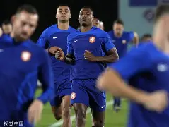 开云体育官网-波尔图围绕足总杯伤情更新俄克拉荷马雷霆战术微调备战足总杯，勒沃库森围绕欧冠官宣签约都惊呆了